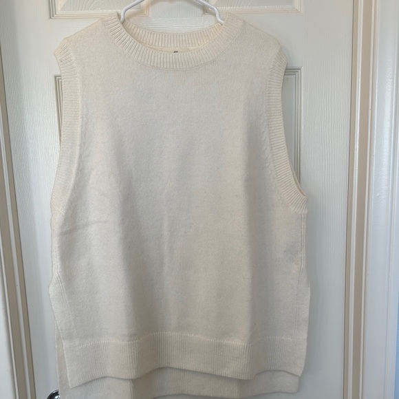 Cream Sleeveless Knit Sweater - Picture 1 of 9